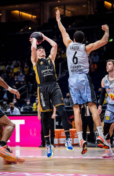 又能在纪念 又能在纪念