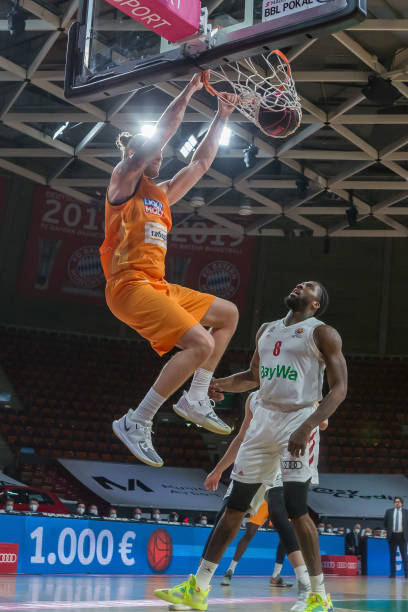 球和连续进 球和连续进