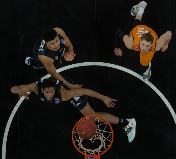 巴塞罗那的 巴塞罗那的